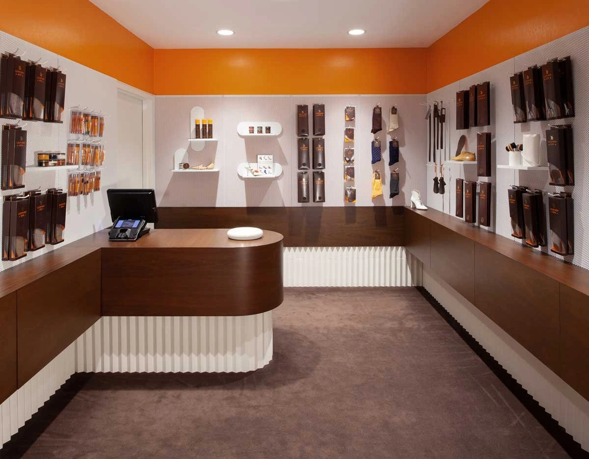 Thi công shop điện thoại uy tín tại Đà Nẵng