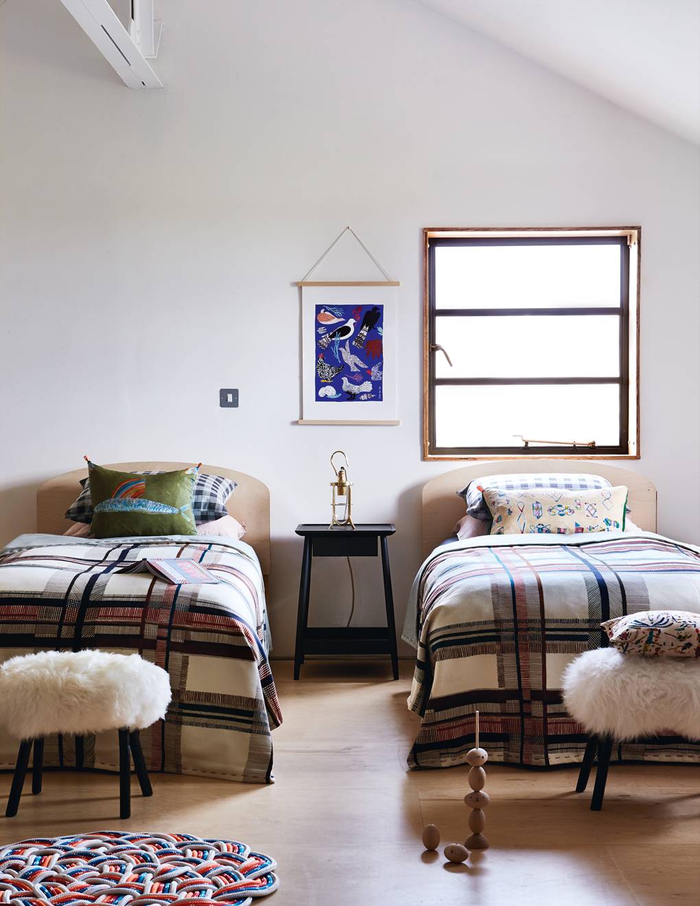 ngủ 4 - Ý tưởng thiết kế HomeStay phong cách cổ điển những năm 90 tạo sự khác biệt