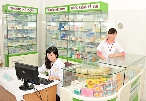 Thi Công Quầy Thuốc Tây Tiền Chế tại Nha Trang - OhaDecor 6 Sử dụng vật liệu Thi Công Quầy Thuốc Tây Tiền Chế Ở Nha Trang chất lượng và an toàn