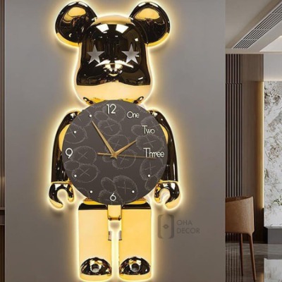tranh tráng gương đồng hồ gấu Bearbrick