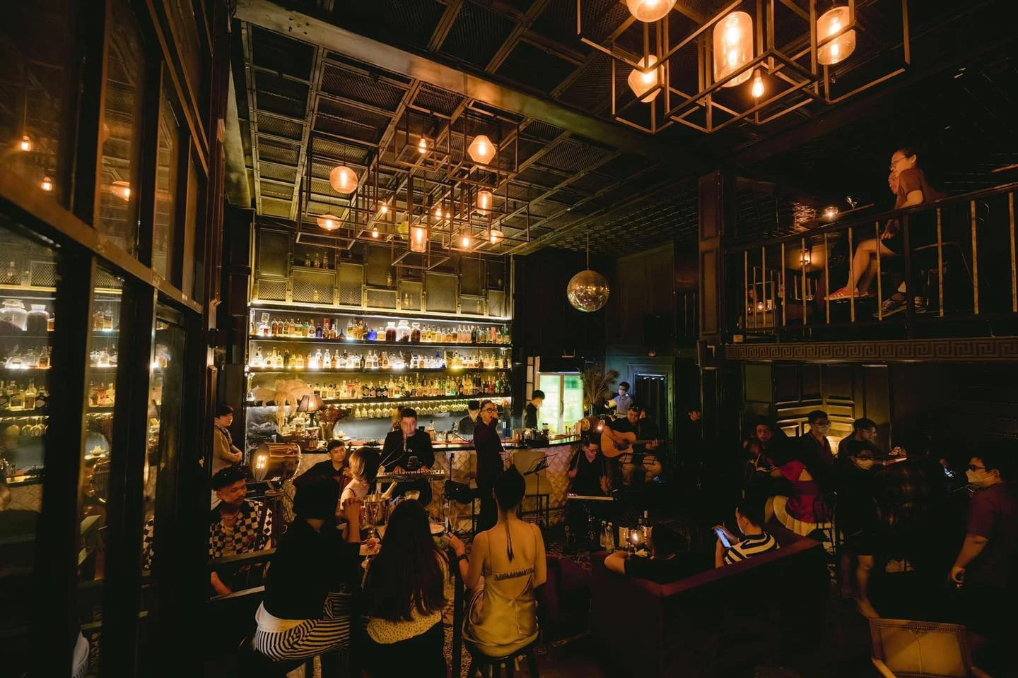 quán bar Hidden ở Đắk Lắk