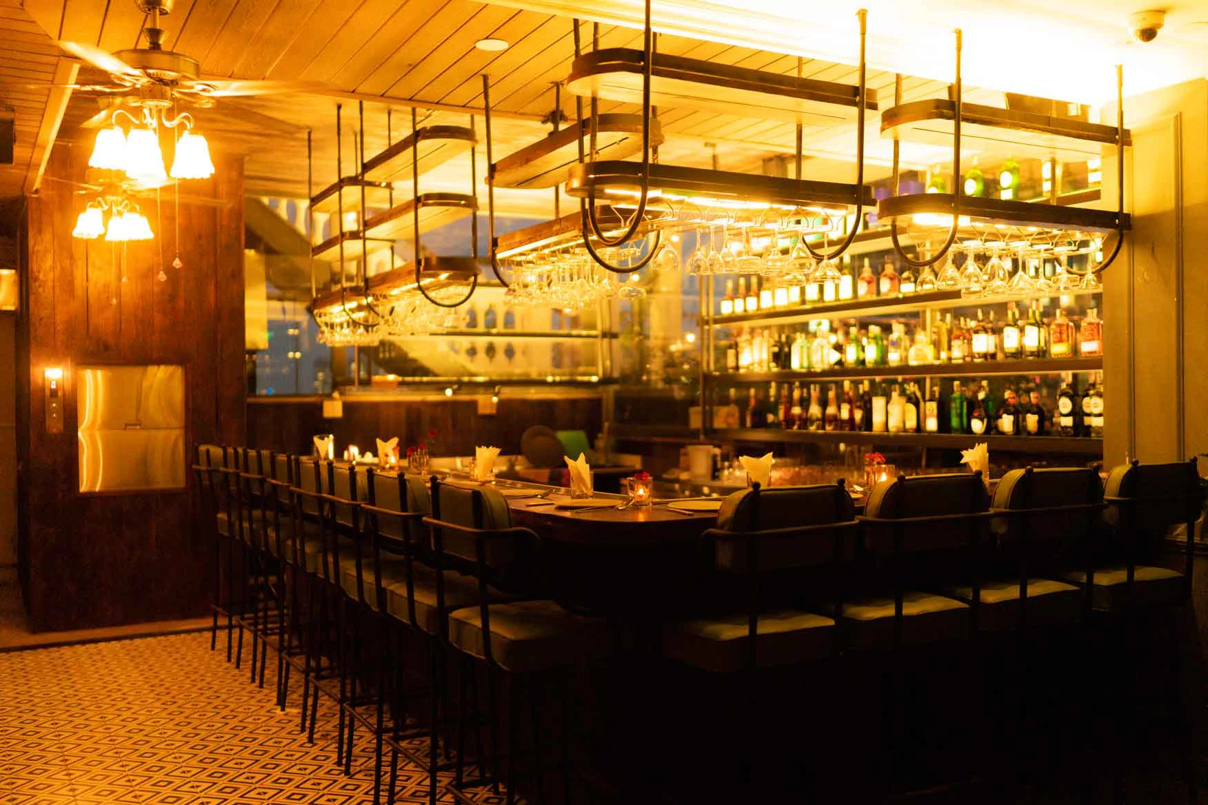 quán bar Hidden ở Đắk Lắk