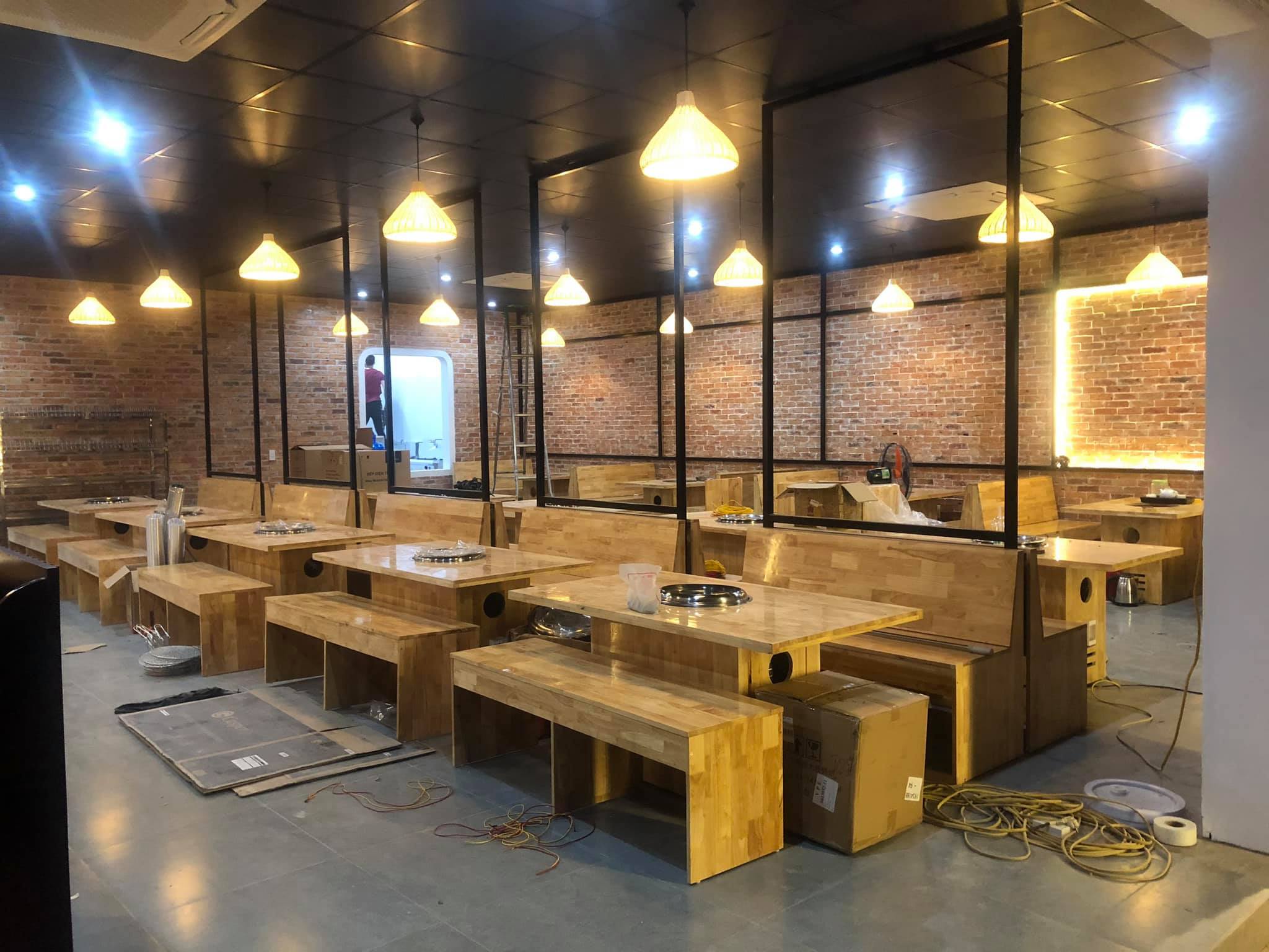 Thi Công Thiết Kế Quán lẩu nướng 200m2 tại Cần Thơ chỉ 100 triệu 11 Mẫu thiết kế Quán lẩu nướng 200m2 tại Cần Thơ chỉ 100 triệu tone vàng ấm