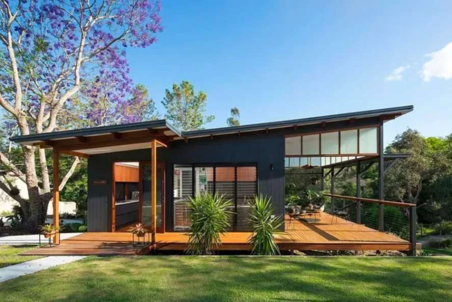 Nhà tiền chế 80m2 sân vườn