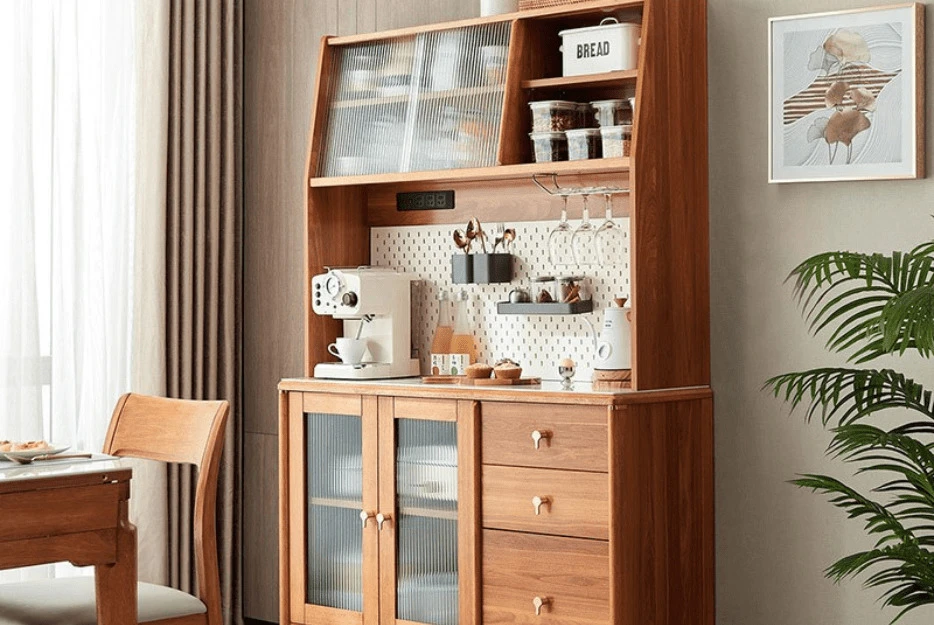 TOP 8 MẪU TỦ BẾP ĐỨNG TẠI QUẬN SƠN TRÀ ĐÀ NẴNG 9 Tủ bếp đứng tân cổ điển đẳng cấp Đà Nẵng