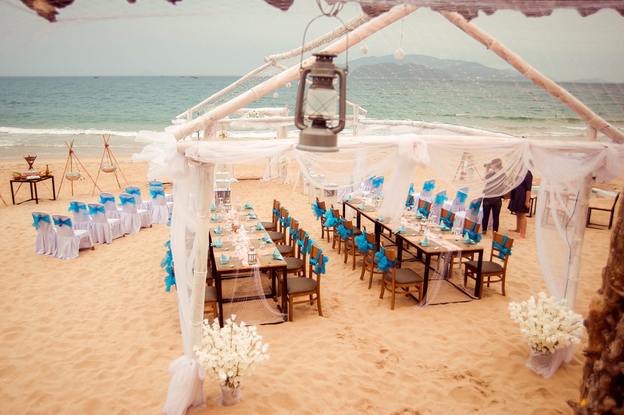 Bãi biển - Thiết kế thi công nhà hàng tiệc cưới Quy Nhơn