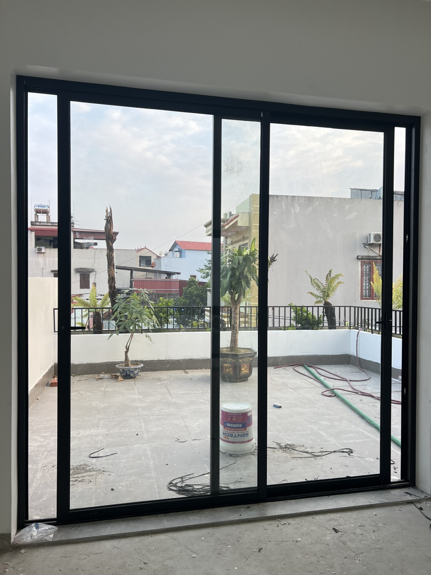Cửa trượt 4 cánh nhôm Xingfa Hà Nội