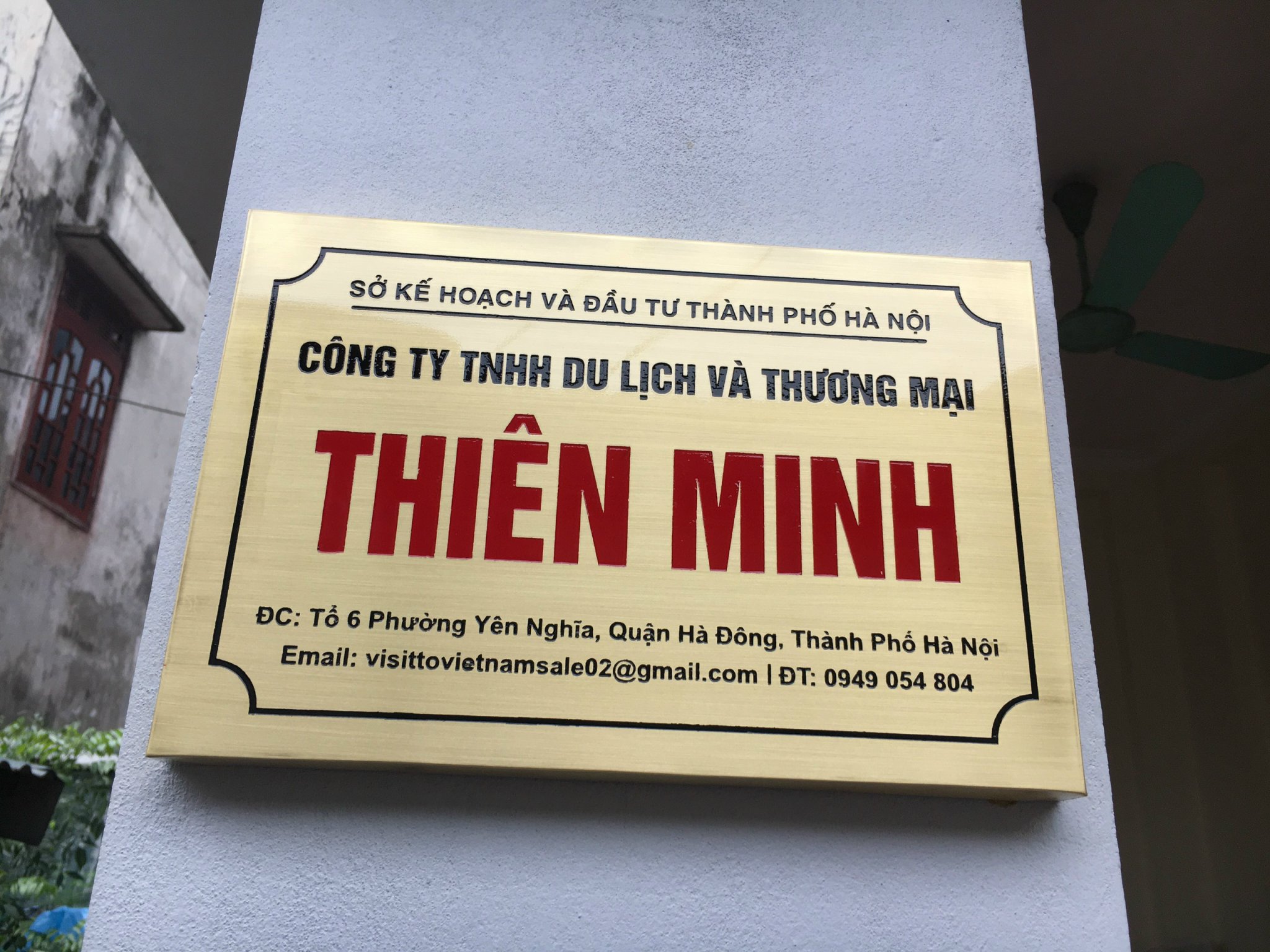 in alu bảng hiệu công ty Hà Nội