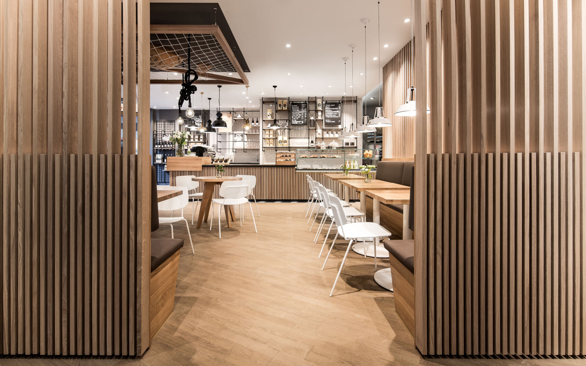 Thiết kế và thi công quán cafe Hà Nội