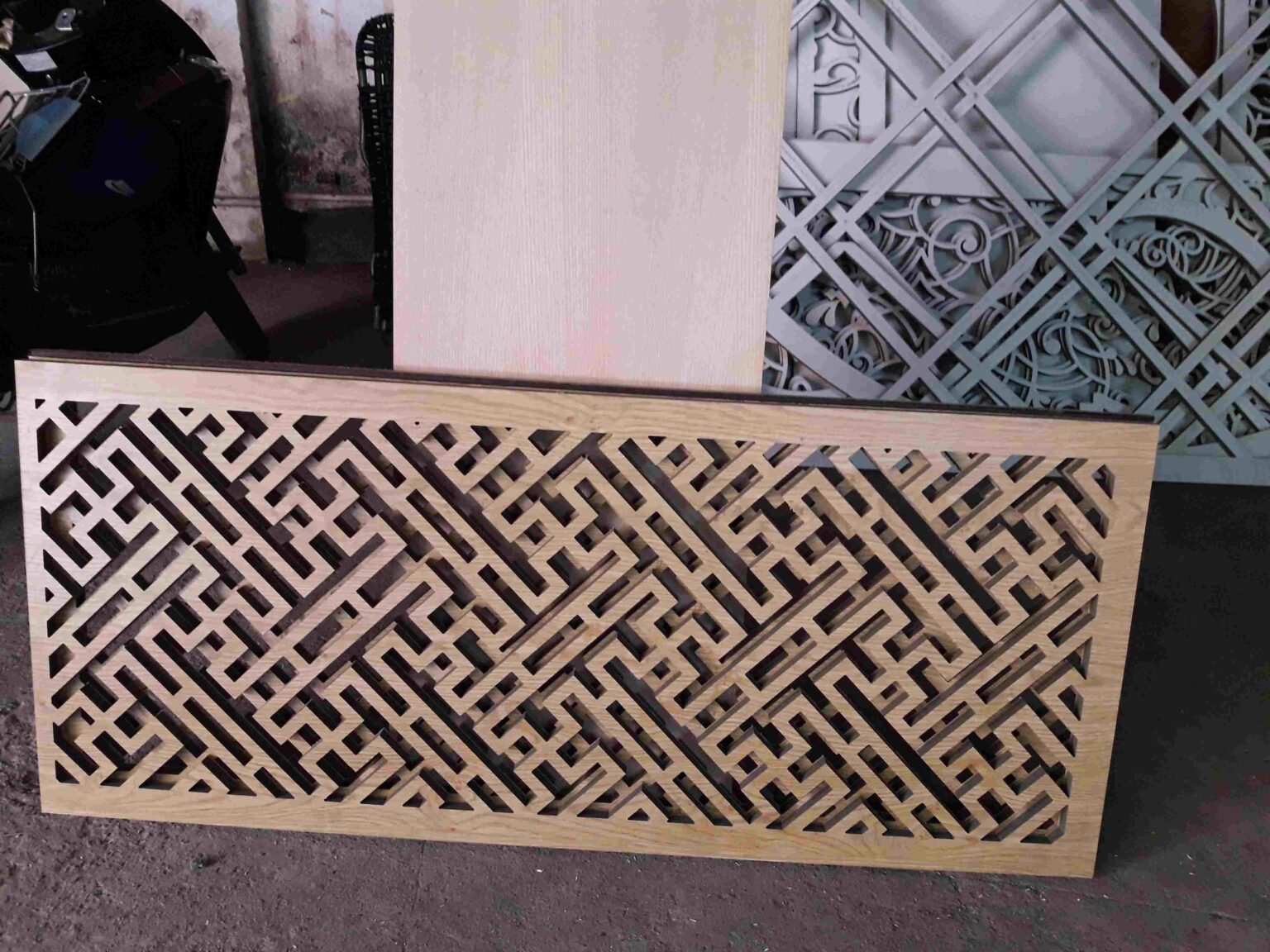 Mô tả: Khắc gỗ CNC theo yêu cầu Đà Nẵng chuyên nghiệp, sang trọng Khắc Gỗ CNC Theo Yêu Cầu Đà Nẵng 2025: Cá Nhân Hóa Không Gian Sống