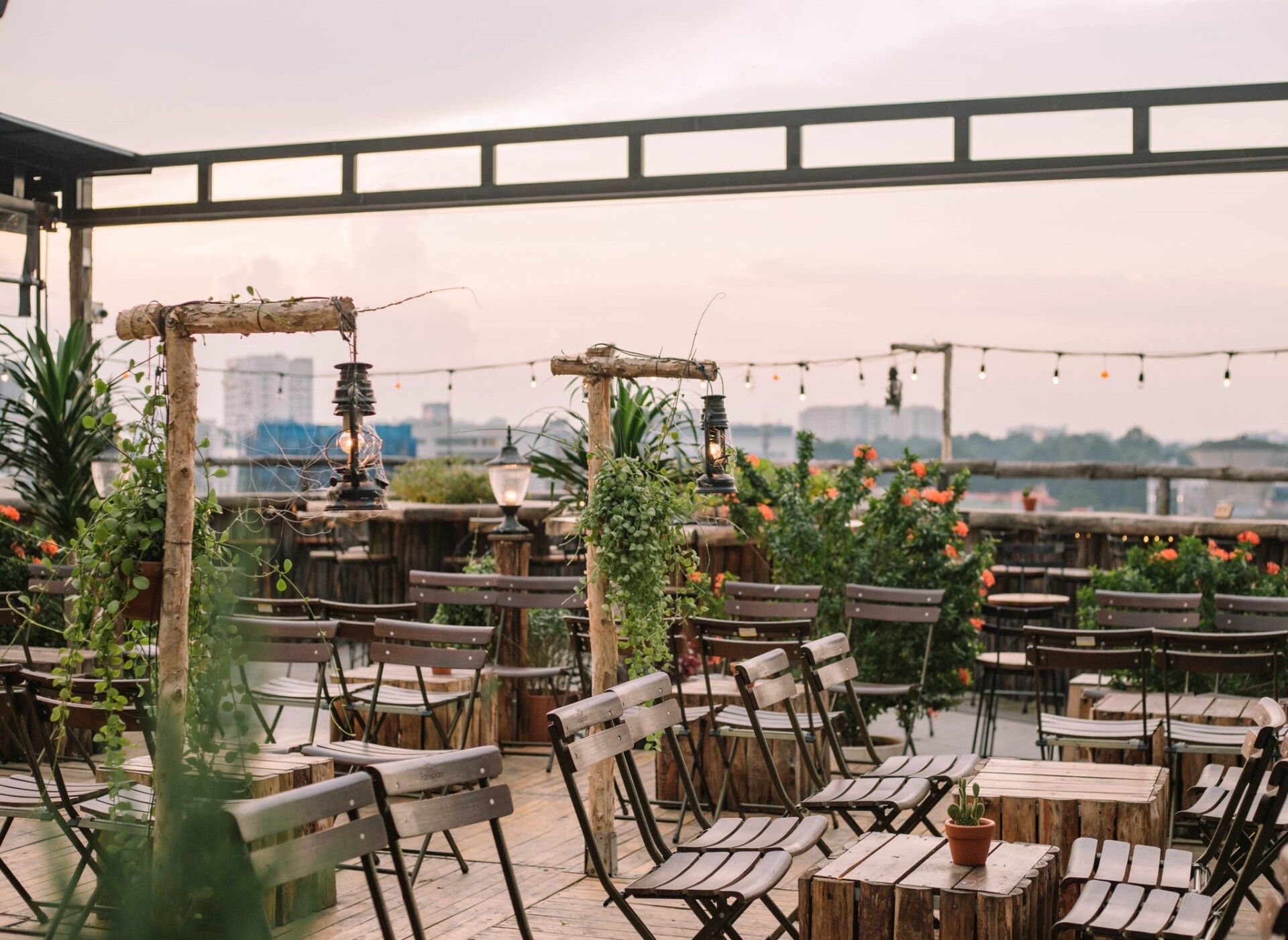 Thiết kế và thi công quán cafe Hà Nội