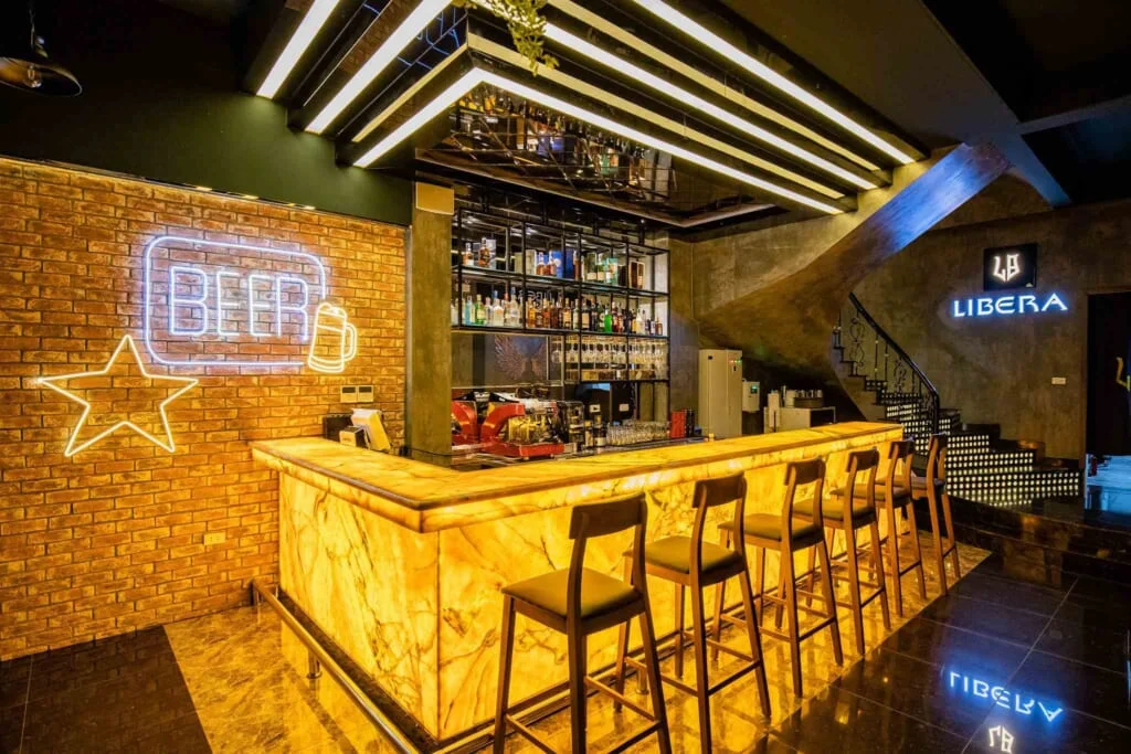 Thiết kế bar-beer-pub đẹp độc đáo Huế 2026 6 Thiết kế bar-beer-pub đẹp độc đáo Huế 2026