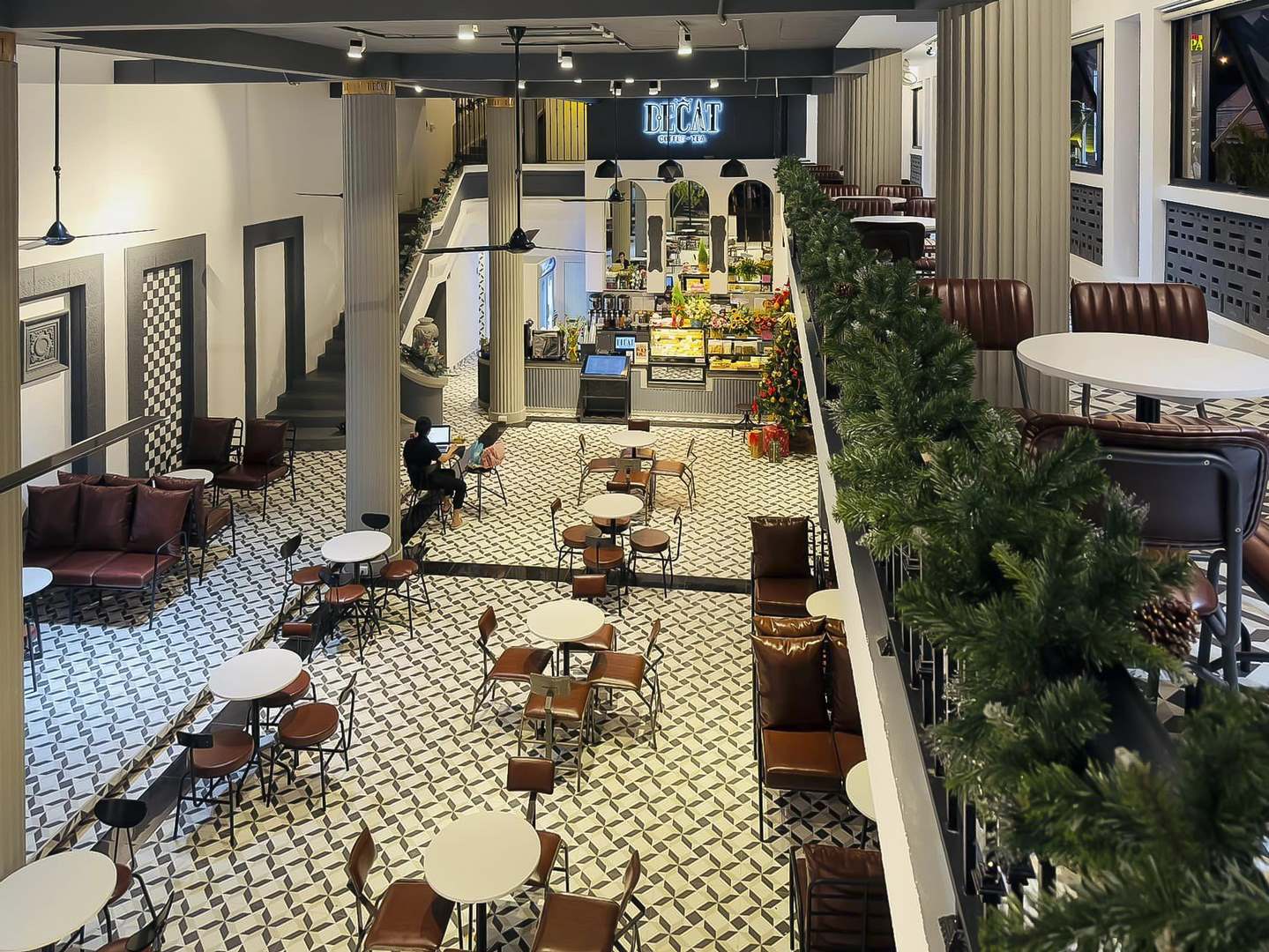 Thi công nội thất quán caffe Đà Nẵng