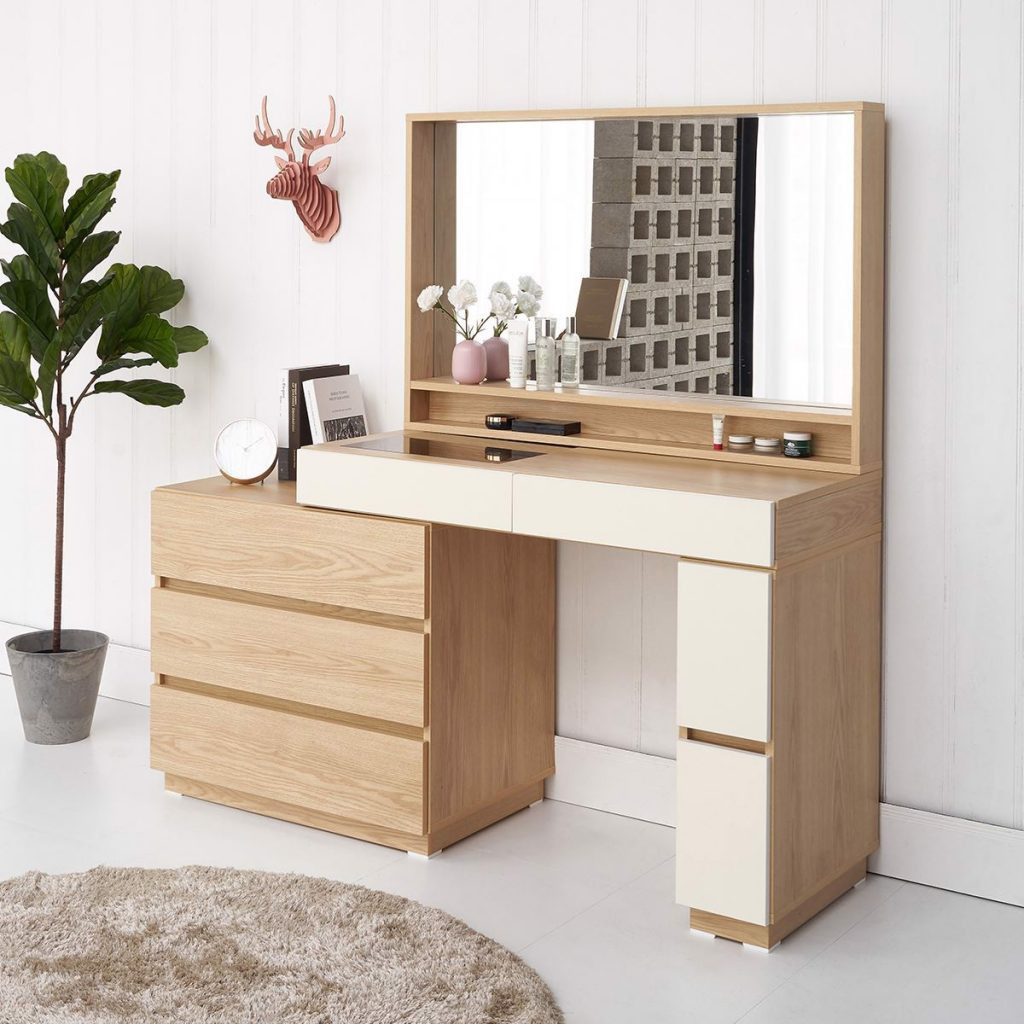 Bàn Trang Điểm Gỗ Tự Nhiên tại Quảng Bình – Vẻ Đẹp Tinh Tế và Sự Tiện Nghi Hoàn Hảo 1 bàn trang điểm gỗ tự nhiên tại Quảng Bình