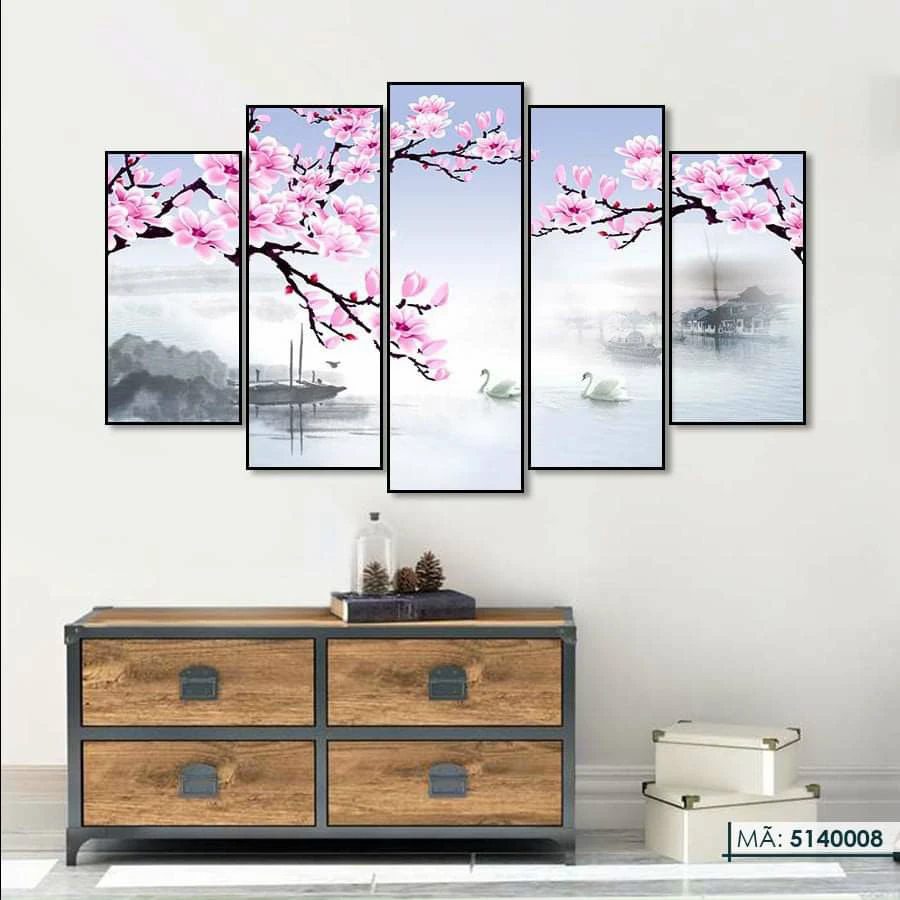 Tranh tết hoa đào phòng khách Hồ Chí Minh – Xu hướng decor Tết 2026 sang trọng, hiện đại 1 Tranh tết hoa đào phòng khách Hồ Chí Minh