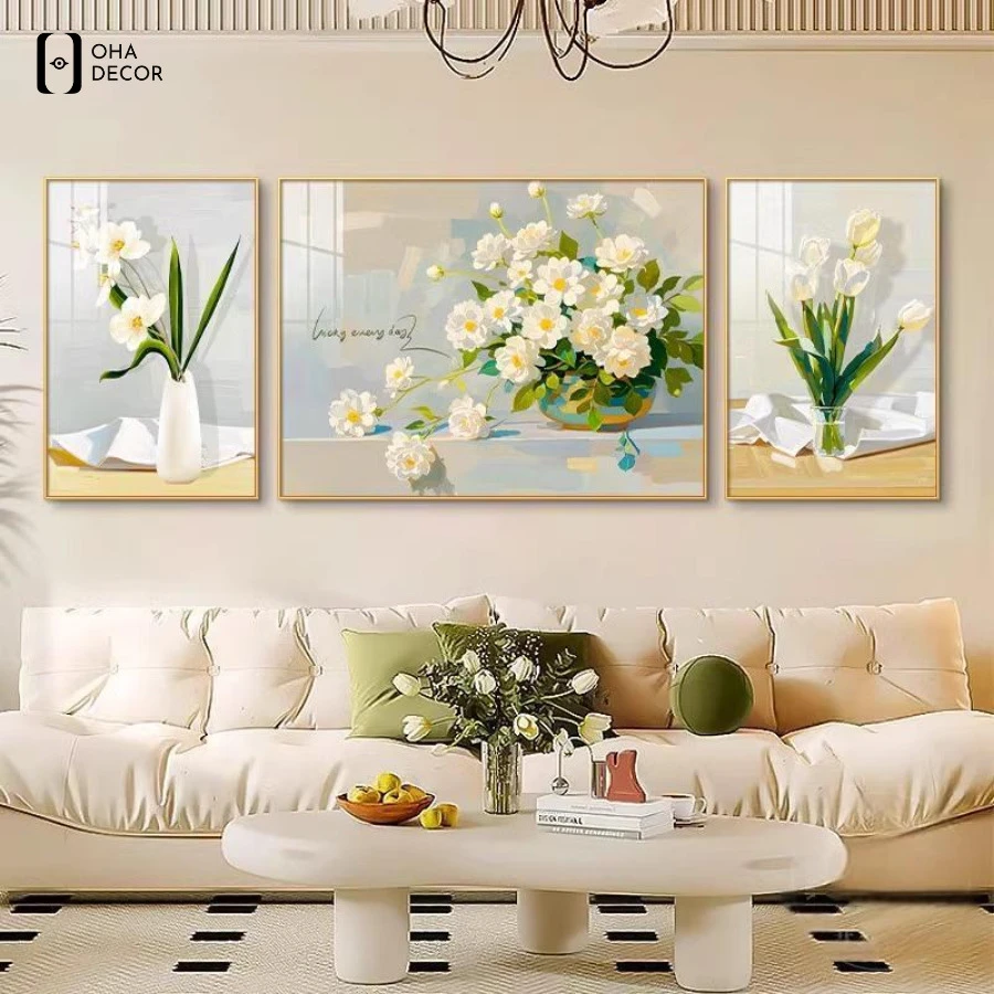 Bộ 3 tranh treo tường bình hoa nghệ thuật pastel Vĩnh Phúc được đặt ở vị trí tránh nắng