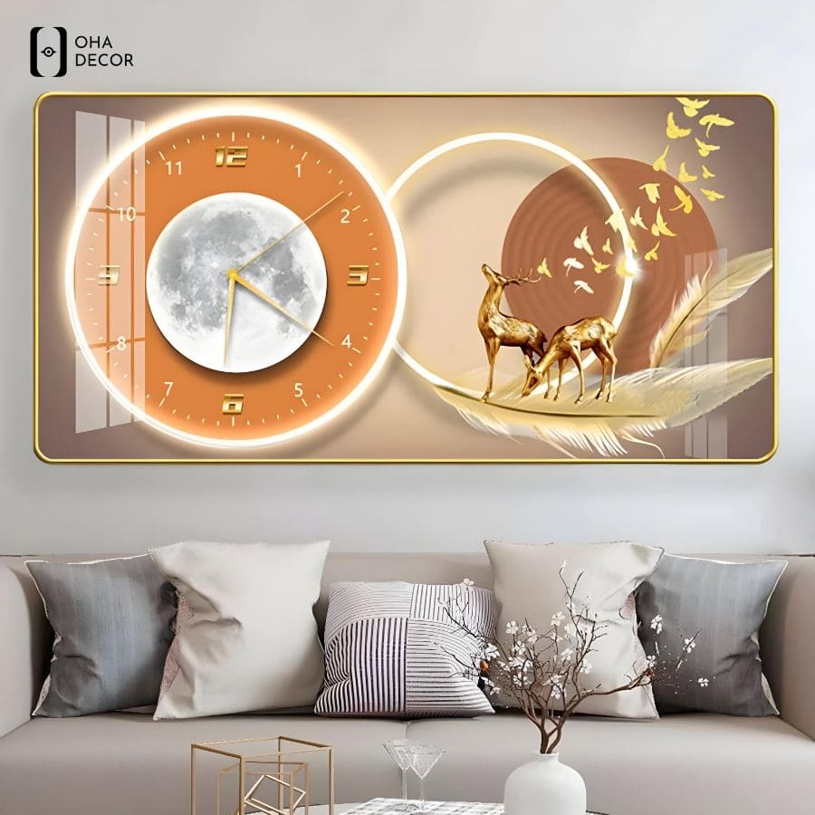 5 bí quyết chọn tranh đồng hồ cho phòng khách phong thủy Buôn Ma Thuột thu hút may mắn 1 Tranh đồng hồ cho phòng khách phong thủy buôn ma thuột họa tiết hươu vàng tài lộc